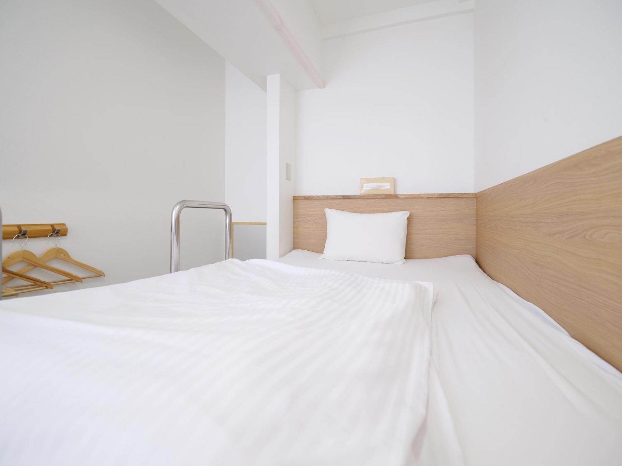 Abest Cube Naha Kokusai Street-Cabin Type Hotel All Room With Key Ngoại thất bức ảnh